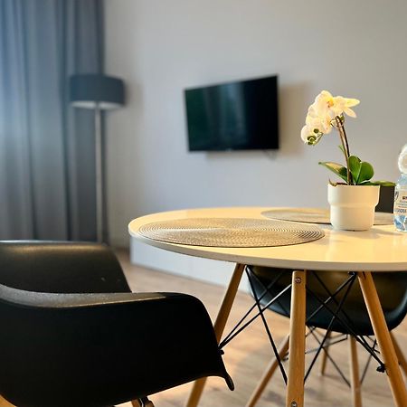 K22 Warszawa Zachodnia Slawinska 502 Apartment Luaran gambar
