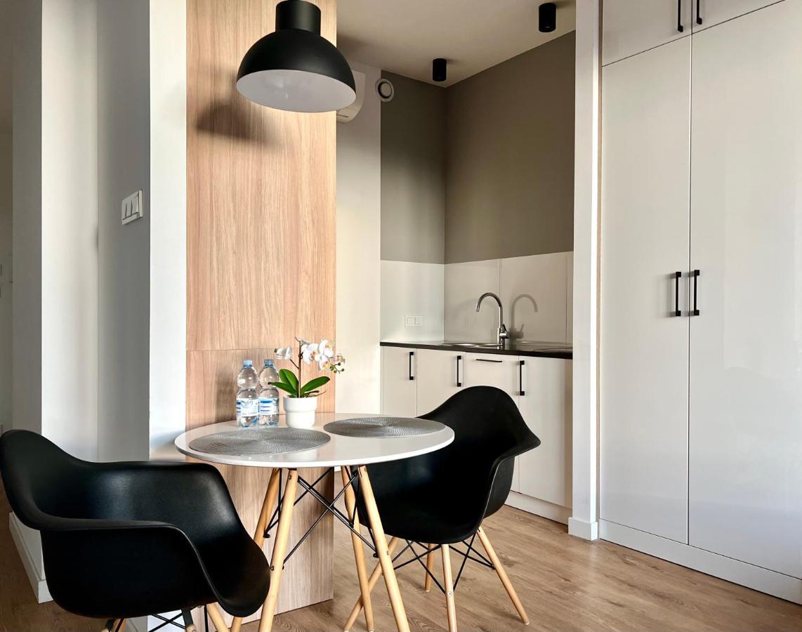 K22 Warszawa Zachodnia Slawinska 502 Apartment Luaran gambar