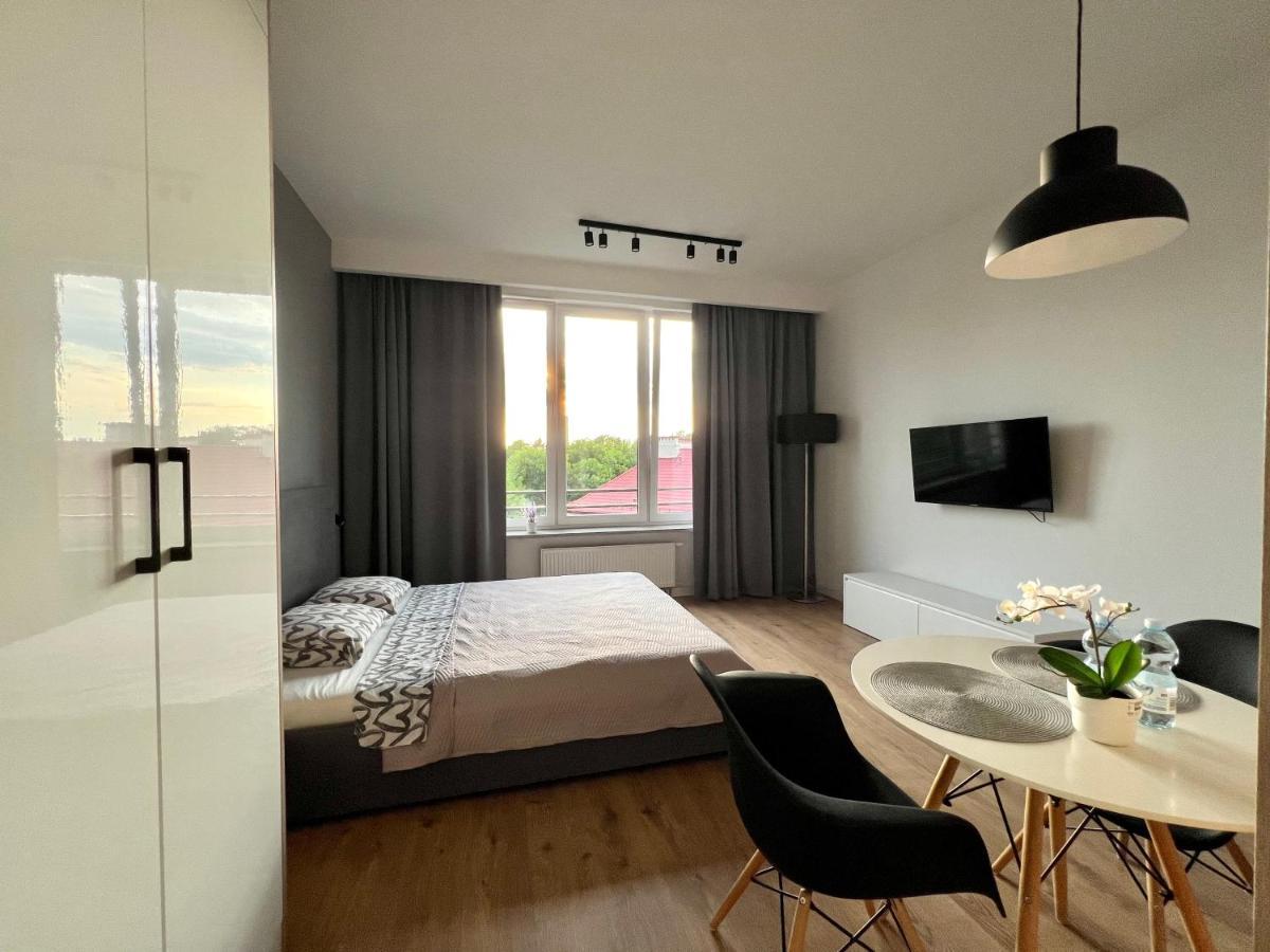 K22 Warszawa Zachodnia Slawinska 502 Apartment Luaran gambar