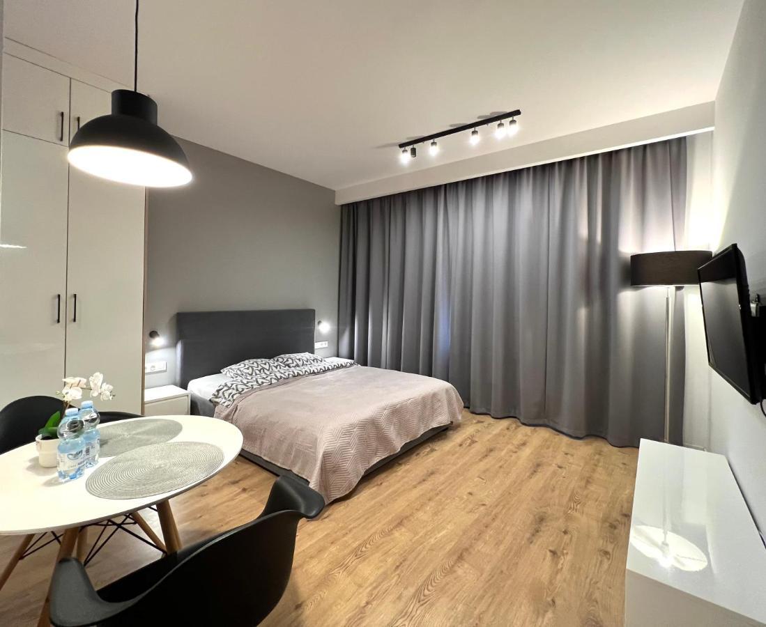 K22 Warszawa Zachodnia Slawinska 502 Apartment Luaran gambar
